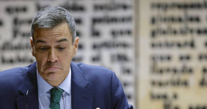 Las 22 horas en las que los socialistas pasaron de la risa al tormento