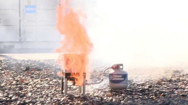 VIDEO: Firefighters demonstrate how quickly turkey fryer fires ignite