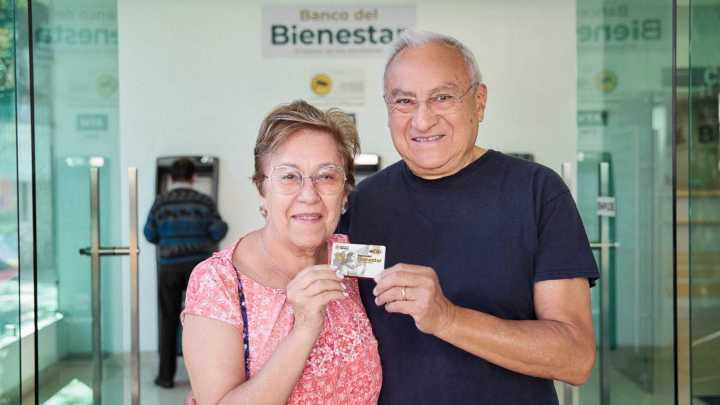 ¿Qué Letras Cobran la Pensión Bienestar el Lunes 3 y 10 de Noviembre 2025? Así Va Pago Hoy