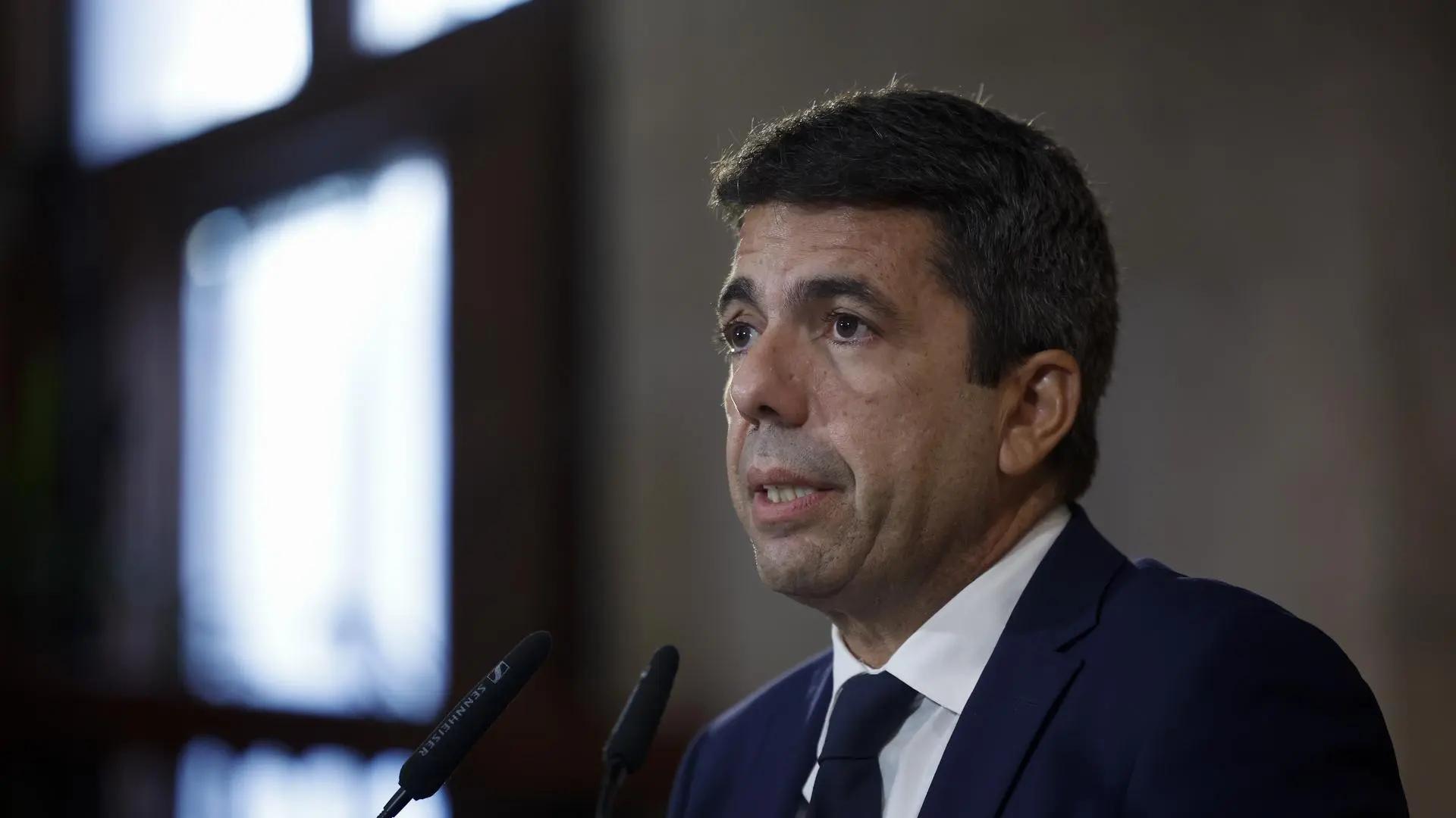 Carlos Mazón dimite: "Cometí errores, los reconozco y voy a vivir con ellos toda mi vida"