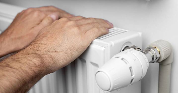 How to stop frozen pipes this winter with 1