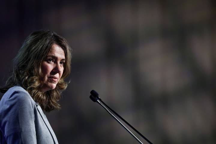 Even before it’s made public, the Ottawa-Alberta deal is taking heat from all sides