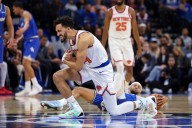 Knicks anxiously await results on Landry Shamet’s injured shoulder