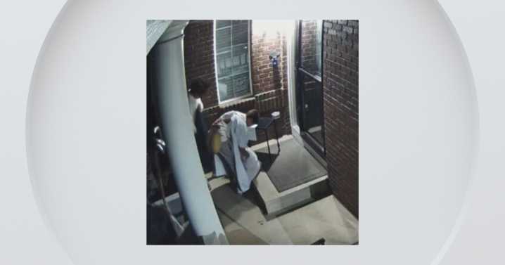 Doorbell video shows Colorado child refilling empty bowl with his own Halloween candy