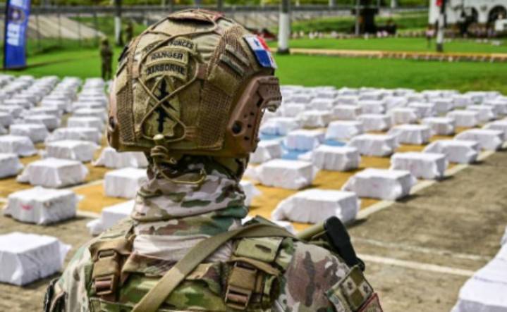 decomisan 12 toneladas de cocaína en el Pacífico panameño