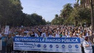 Miles de personas se manifiestan en Málaga en defensa de la sanidad pública