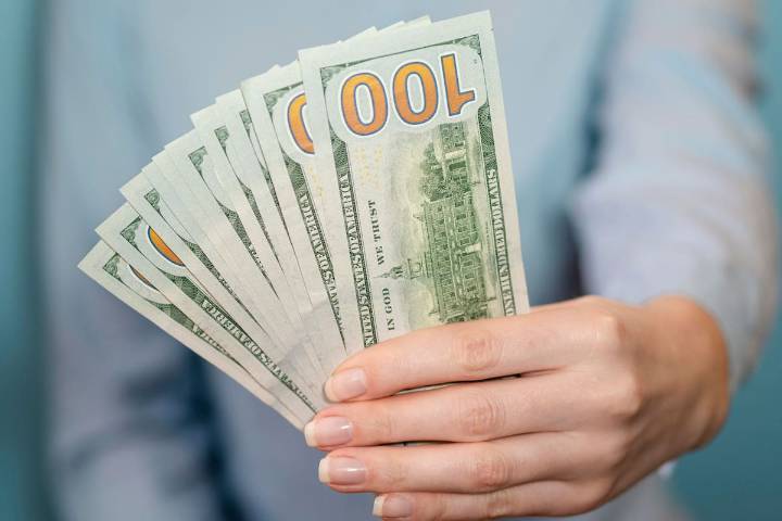 Últimos registros. A cuánto cotiza el dólar oficial y el blue este domingo 23 de noviembre