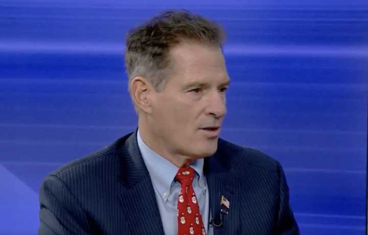 Brown Blasts ‘DC Coronation’ of John E. Sununu, Dares Him to Debate