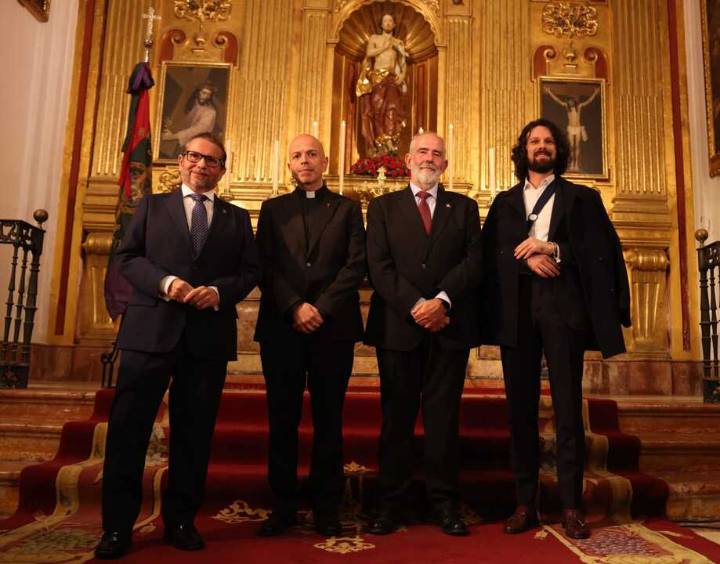 Martín España e Ignacio A. Castillo ya son oficialmente pintor del cartel y pregonero de la Seman Santa