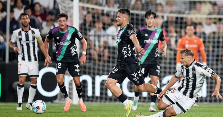 Carlos Dotor: "Un palo duro, pero nos tiene que servir para aprender"