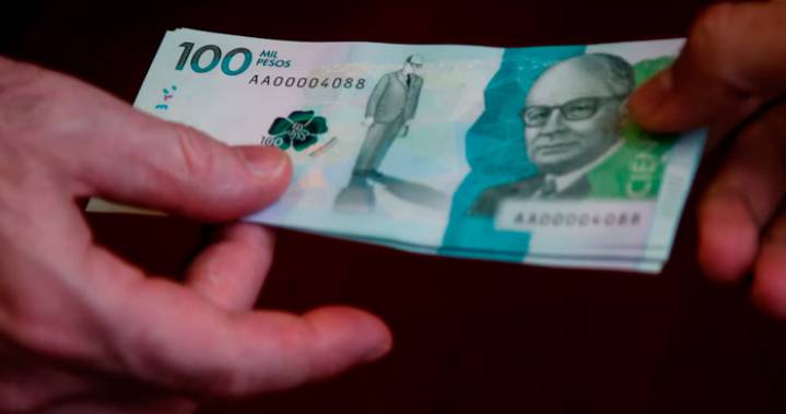 Inflación seguirá alta en 2025 afectando el incremento del salario mínimo de 2026: expertos