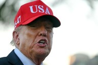 Trump indultó a Rudy Giuliani y a otros que apoyaron los intentos de anular las elecciones de 2020