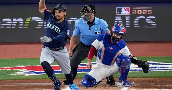 First baseman Josh Naylor finalizing 5-year contract with Seattle Mariners, AP source says