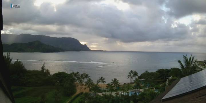 Shark spotted in waters off popular Kauai beach