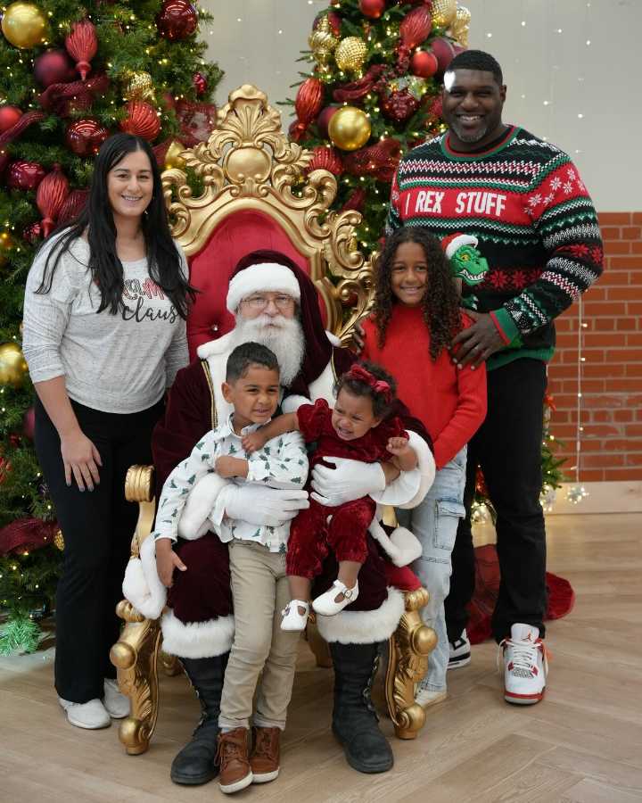 Tickets on sale for Breakfast with Santa in Mesa