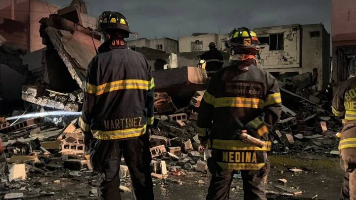 Explota casa en Pesquería, Nuevo León, se reportan tres muertos y seis heridos