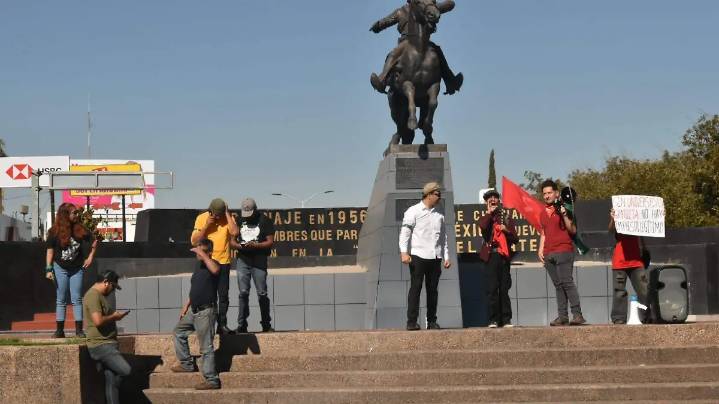 “¡Descuento al trabajador, cargo al explotador!” Protestan para exigir la eliminación del cobro de “accesorios”