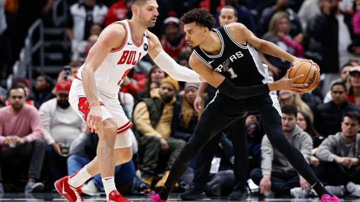 Spurs at Bulls odds, picks and predictions