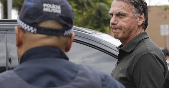 Bolsonaro intenta huir: el expresidente de Brasil es enviado a prisión por presunto intento de fuga