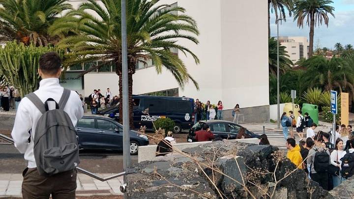 Desalojado el campus de Tafira de la ULPGC tras el envío de un correo con amenazas terroristas