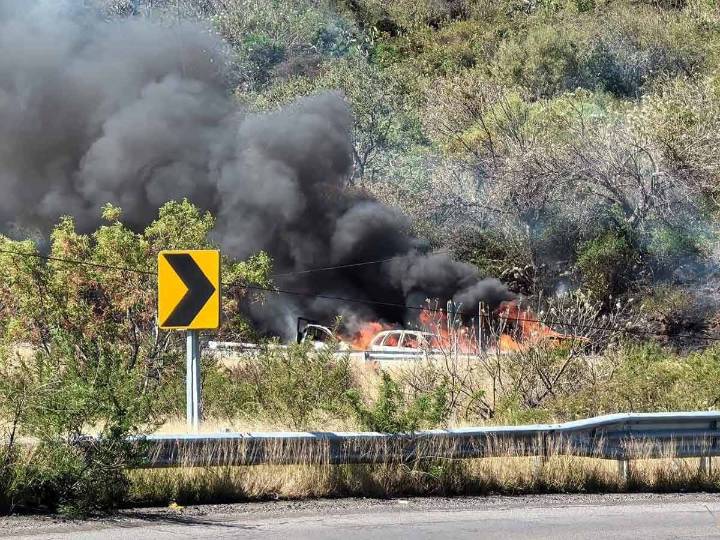 Madre de familia muere por bala perdida durante bloqueos carreteros en Michoacán