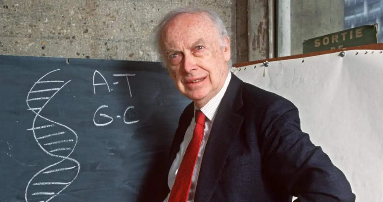 Murió James Watson, científico que ayudó a descubrir la estructura del ADN