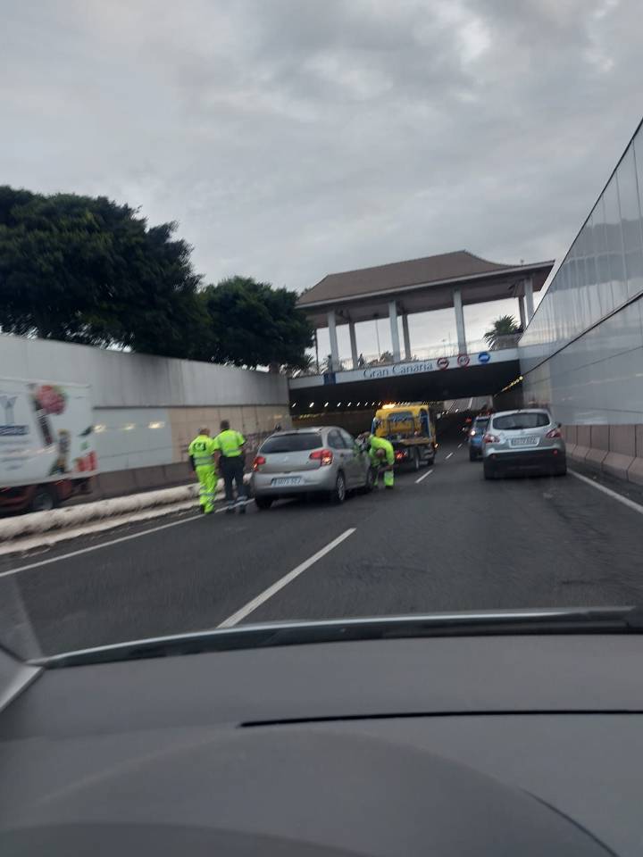 Un accidente en la Avenida Marítima a la altura de Santa Catalina provoca retenciones en dirección sur