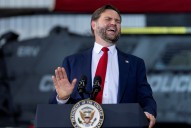 'It's just embarrassing': Analyst stunned as Trump undercuts JD Vance on global stage