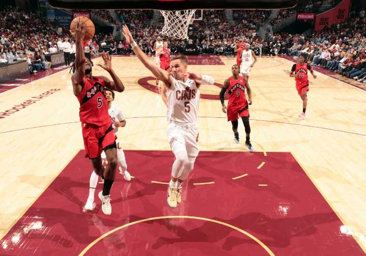 Cavs’ defense crumbles again, raising questions about mental toughness