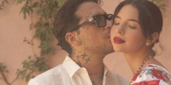 Reciben a Ángela Aguilar y Nodal a la alfombra roja de los Latin Grammy al grito de “Cazzu”