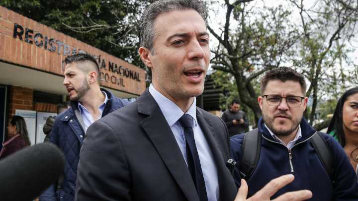 Daniel Quintero dice que acudirá a “todos los mecanismos legales” para ser candidato presidencial