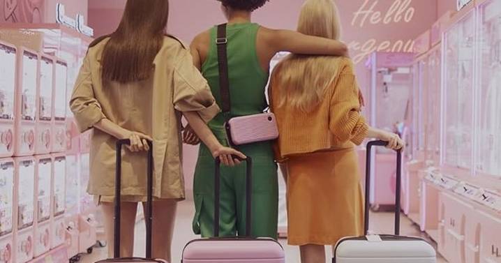 Shopping editor praises suitcase that's 'easy to spot at airports'