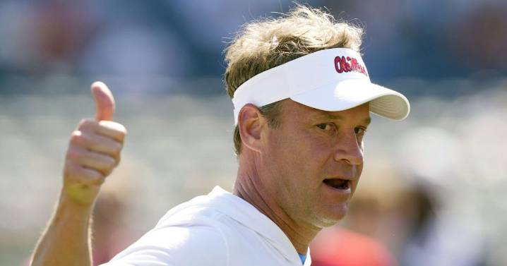 LSU students chant ‘We want Kiffin’ in Tiger Stadium finale