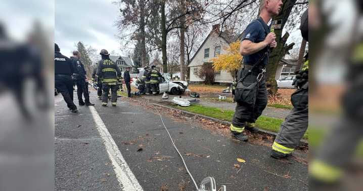 Man crashes into tree and dies in Spokane last week