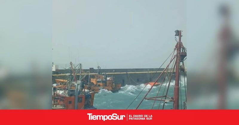 Emergencia climática Caleta Paula: Tres barcos pesqueros se hundieron en medio del temporal de viento