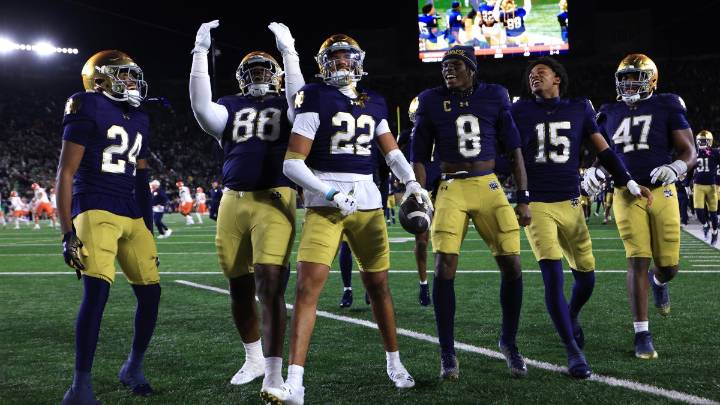 Notre Dame has record-setting day in blowout win over Syracuse – NBC Chicago