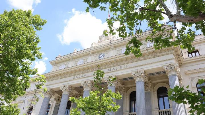 El Ibex 35 abre con alzas moderadas y roza los 16.200 puntos