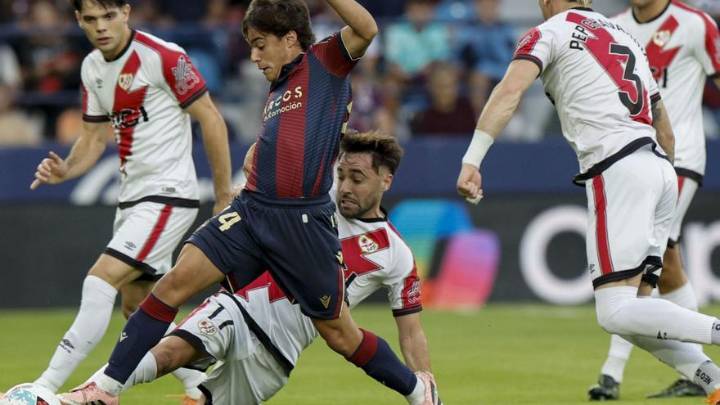 El Levante busca su primer triunfo en el Ciutat de València