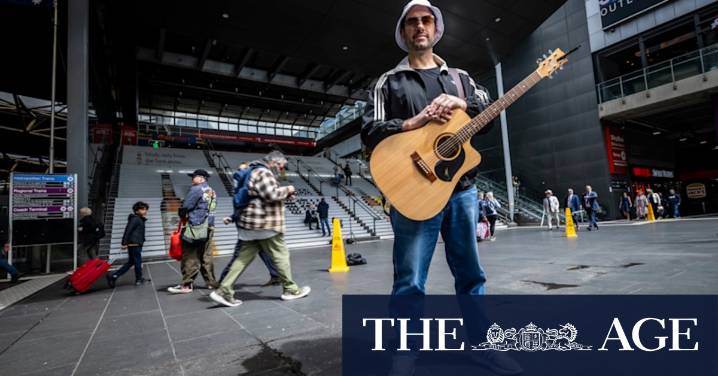 Oasis busker Melbourne: Meet Max Robinson, aka The Bass Invader, the street performing winning over thousands of Oasis fans