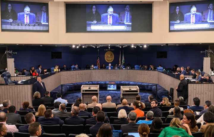 The Miami-Dade Commission has an empty seat. How will members fill it?