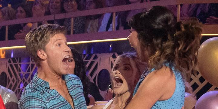 What Fans Think Robert Irwin Whispered to Xochitl Gomez at ‘DWTS’ Finale | Dancing With the Stars, Robert Irwin, Xochitl Gomez