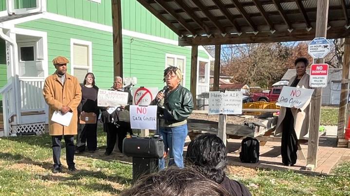 'It offers nothing' | Martindale Brightwood residents push back on proposed data center on near east side