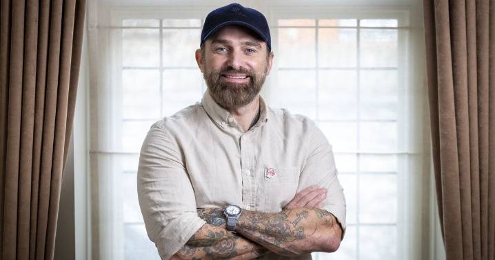 Special forces veteran says his new mission is politics 