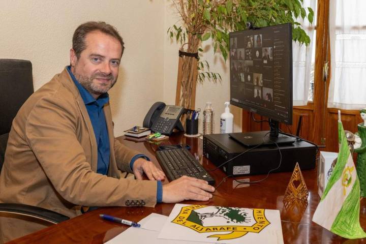 Los alcaldes mejor remunerados del Aljarafe: Mairena del Aljarafe, Tomares y Coria encabezan la lista