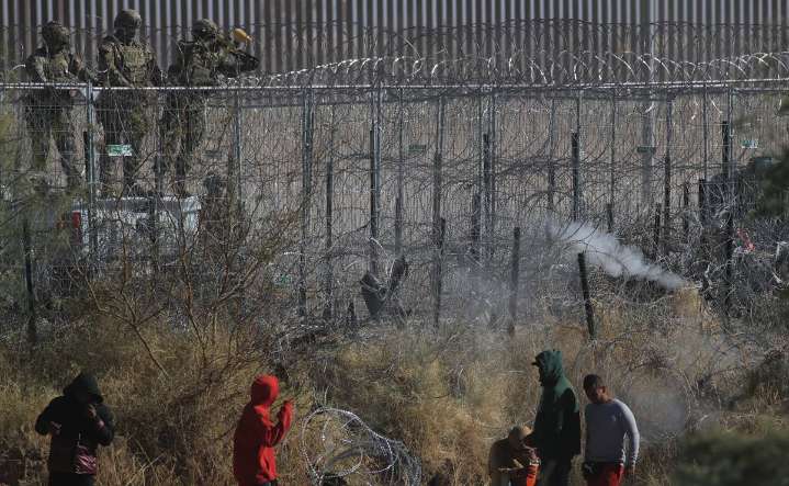 Caen 79% los cruces irregulares en la frontera EU-México y logran un récord mínimo en octubre