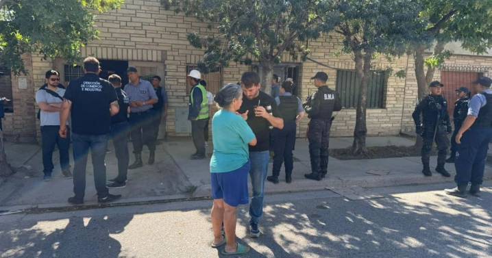 Cipolletti demolió otro aguantadero en barrio Don Bosco: «la delincuencia no es bienvenida»