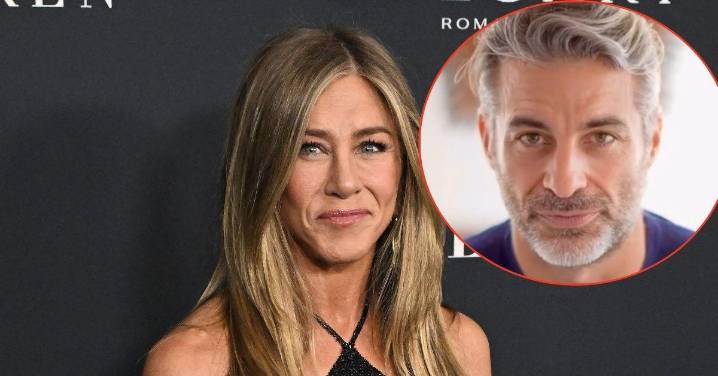 Jennifer Aniston Makes Red Carpet Debut With Boyfriend Jim Curtis