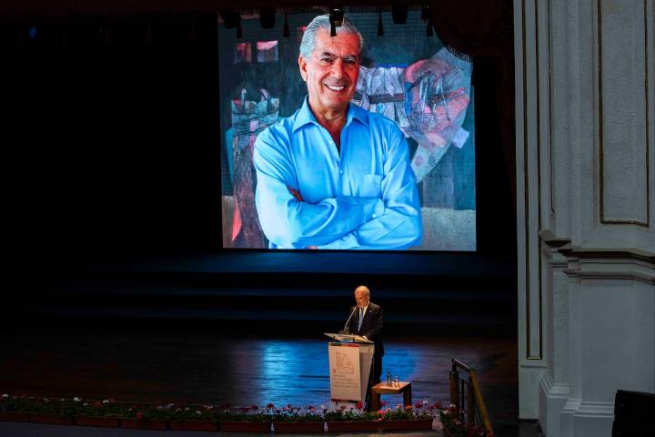 El Hay Festival de Arequipa se vuelca en los homenajes a Vargas Llosa