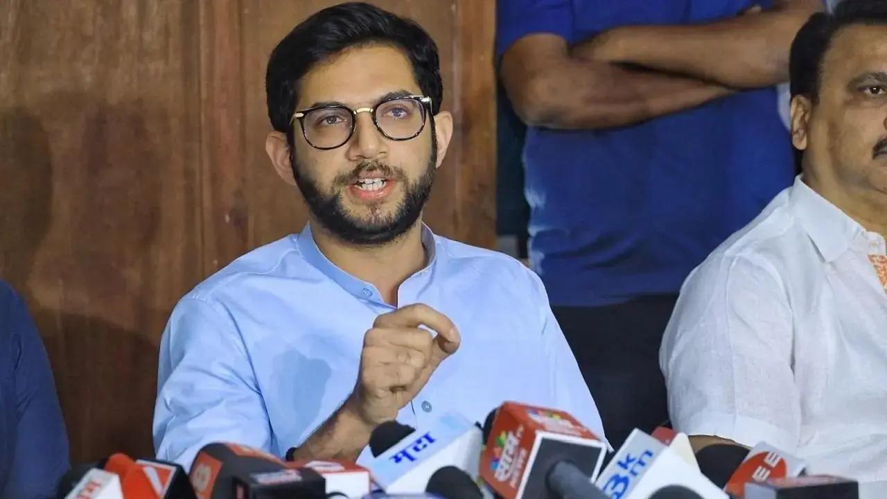 Aaditya Thackeray backs Rahul Gandhi’s claims of large