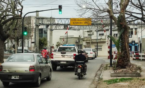 Por obras, cierran un cruce clave en La Plata: hasta cuándo será y cuáles son los desvíos
